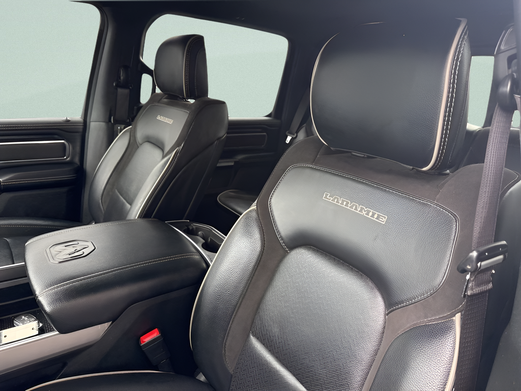 2023 RAM 1500 Laramie Crew Cab 4x4 5'7' Box