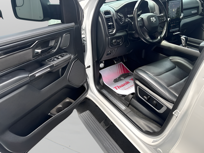 2022 RAM 1500 Laramie Crew Cab 4x4 5'7' Box