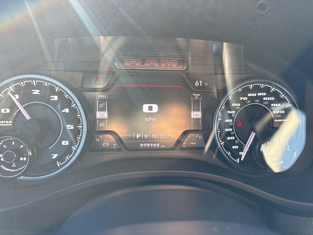 2022 RAM 1500 Laramie Crew Cab 4x4 5'7' Box