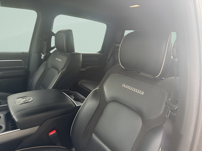 2023 RAM 1500 Laramie Crew Cab 4x4 5'7' Box