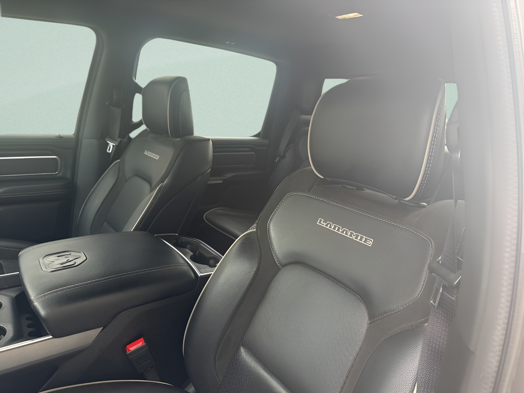 2023 RAM 1500 Laramie Crew Cab 4x4 5'7' Box