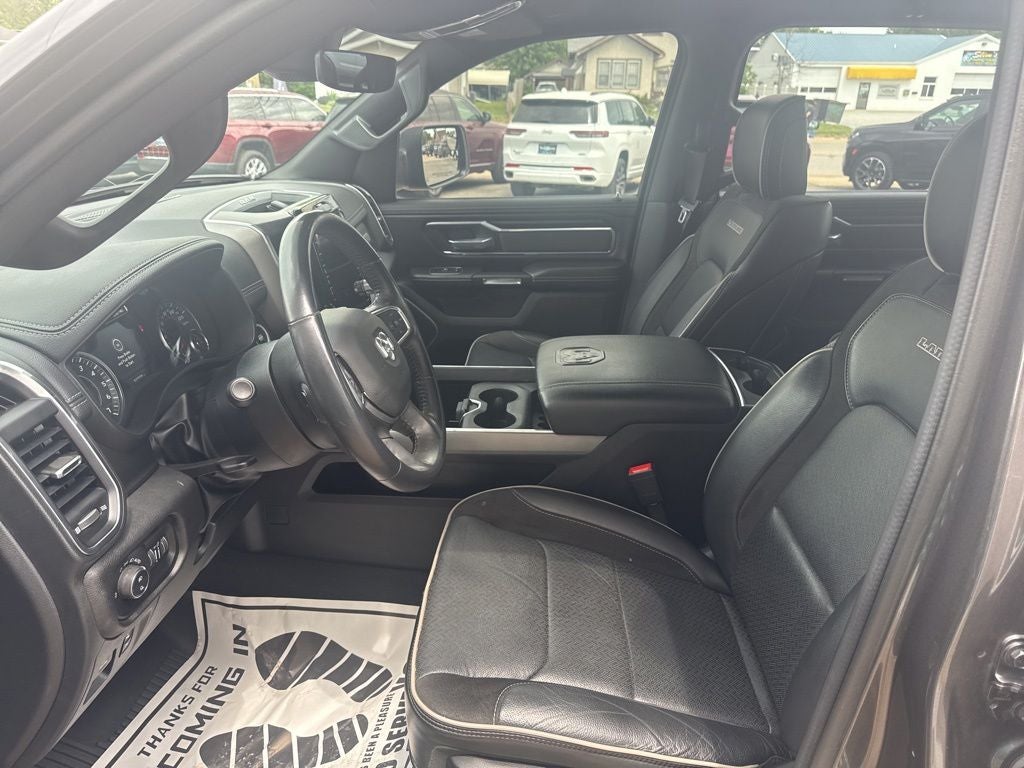 2023 RAM 1500 Laramie Crew Cab 4x4 5'7' Box