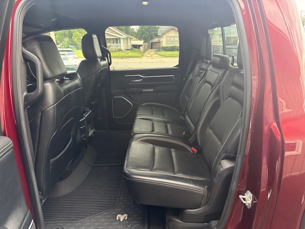 2022 RAM 1500 Laramie Crew Cab 4x4 5'7' Box
