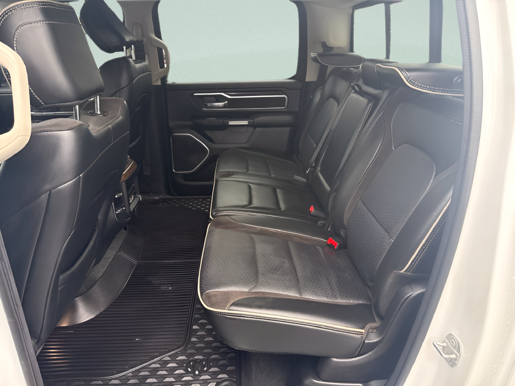 2022 RAM Ram 1500 Laramie Crew Cab 4x4 5'7' Box