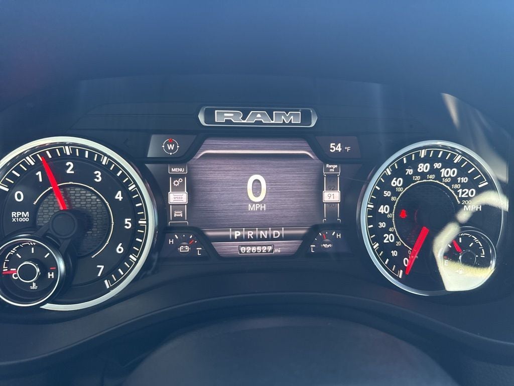 2023 RAM 1500 Laramie Crew Cab 4x4 5'7' Box