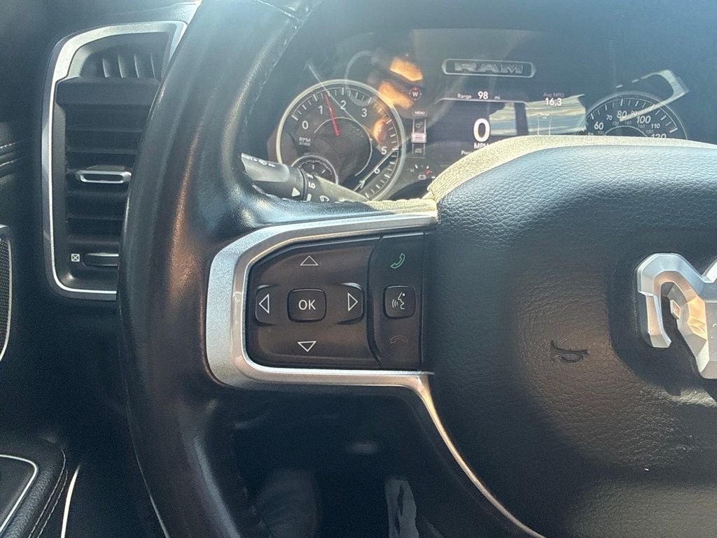 2021 RAM 1500 Laramie Crew Cab 4x4 5'7' Box