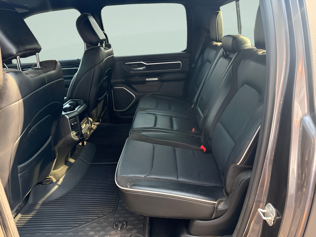 2023 RAM 1500 Laramie Crew Cab 4x4 5'7' Box