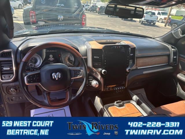 2020 RAM 1500 Laramie Longhorn Crew Cab 4x4 5'7' Box