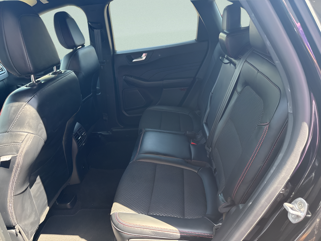 2025 Ford Escape ST-Line Select - Photo 14