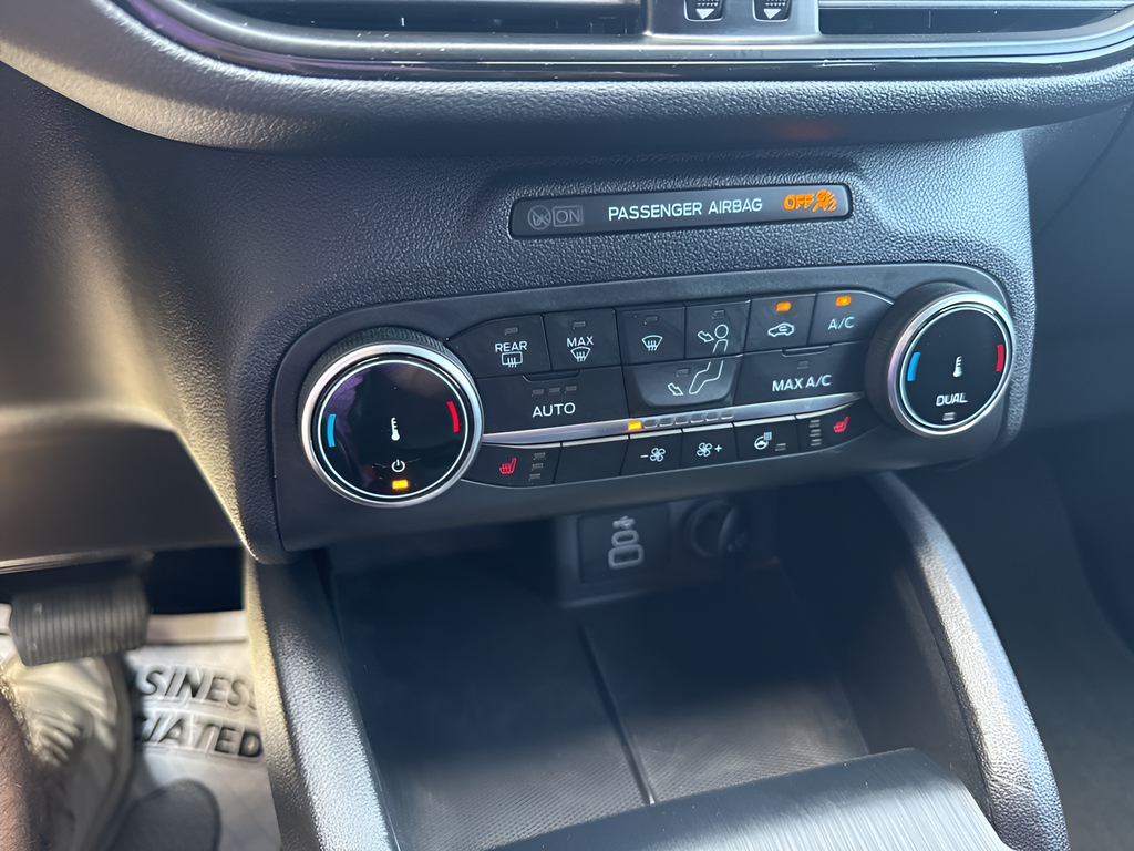 2025 Ford Escape ST-Line Select - Photo 20