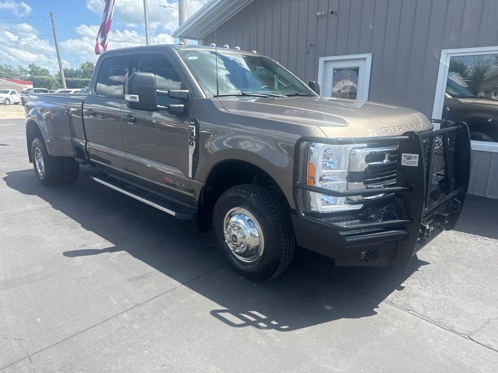 2023 Ford F-350 XLT
