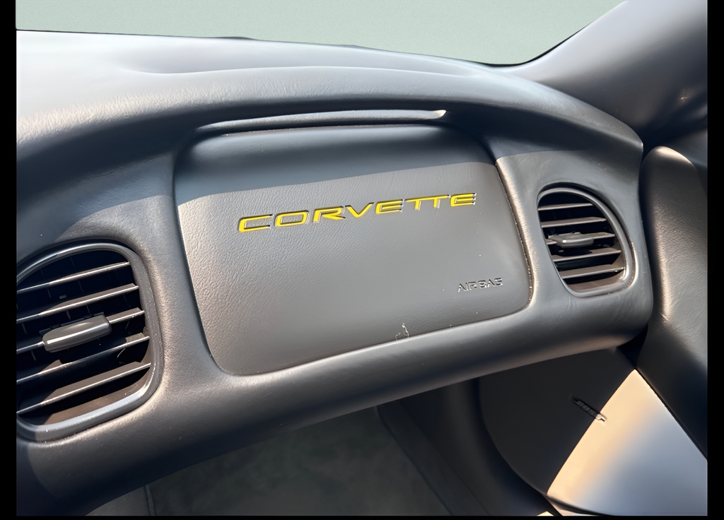 2004 Chevrolet Corvette Base