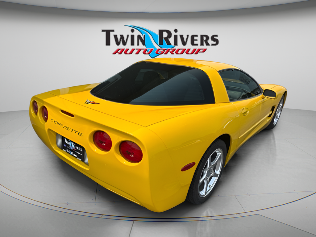 2004 Chevrolet Corvette Base
