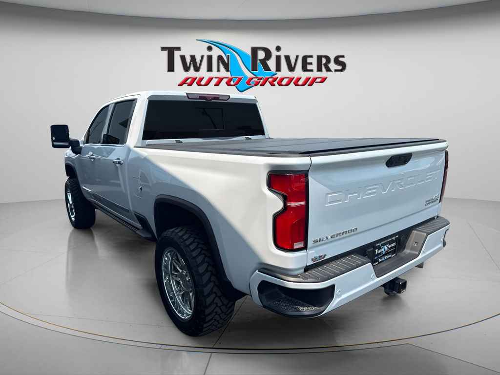2026 Chevrolet Silverado 2500 HD Crew Cab, Standard Bed, High Country, 4WD