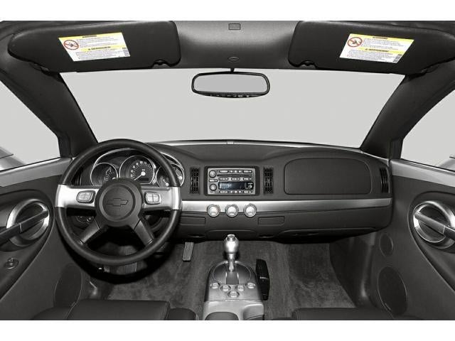 2004 Chevrolet SSR Base