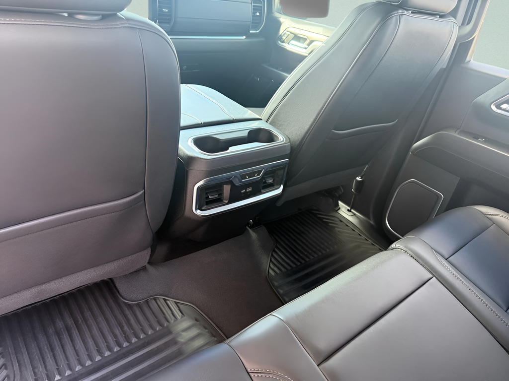2023 Chevrolet Silverado 1500 4WD Crew Cab Short Bed LTZ