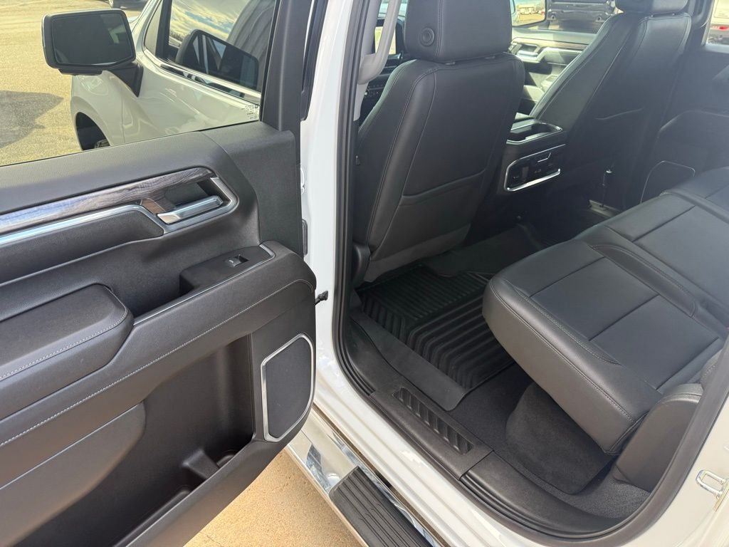 2023 Chevrolet Silverado 1500 4WD Crew Cab Short Bed LTZ