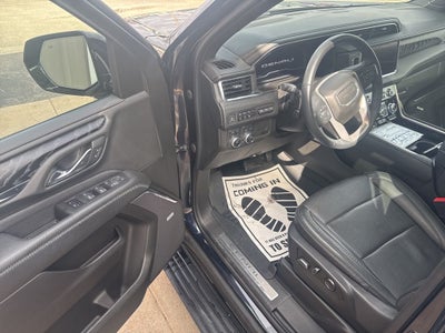 2023 GMC Yukon 4WD Denali