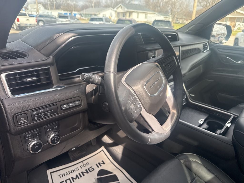 2023 GMC Yukon 4WD Denali