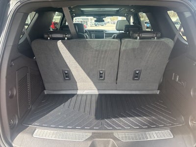 2023 GMC Yukon 4WD Denali