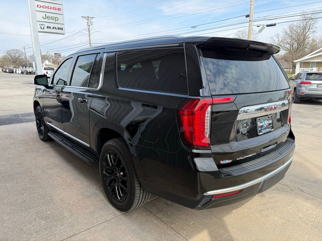 2022 GMC Yukon XL 4WD SLT