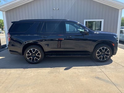 2023 Chevrolet Tahoe 4WD RST