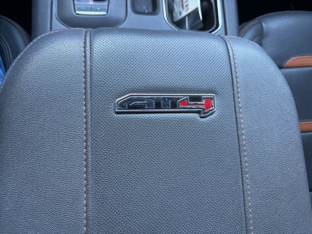 2024 GMC Sierra 2500HD 4WD Crew Cab Standard Bed AT4