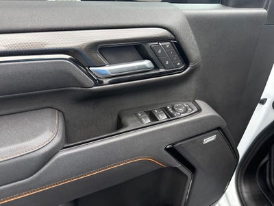 2025 GMC Sierra 2500HD 4WD Crew Cab Standard Bed AT4