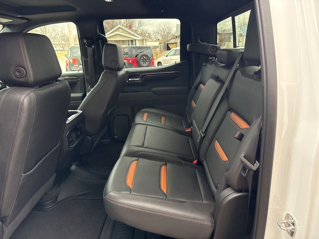 2023 GMC Sierra 1500 AT4