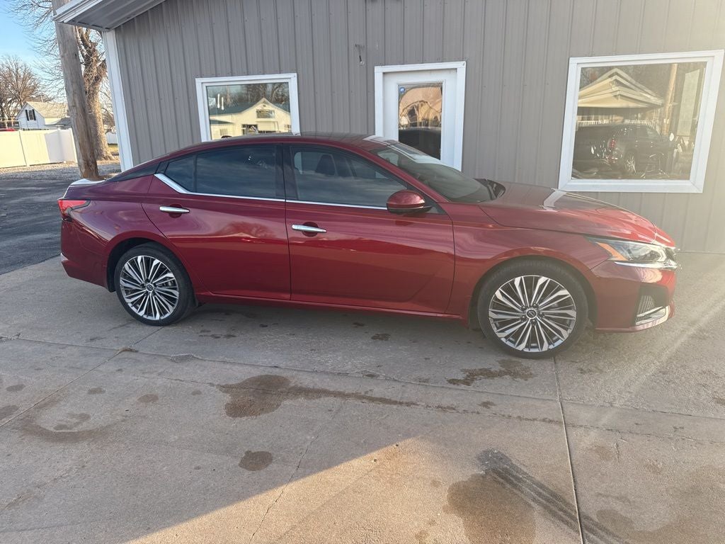 2023 Nissan Altima SL Intelligent AWD