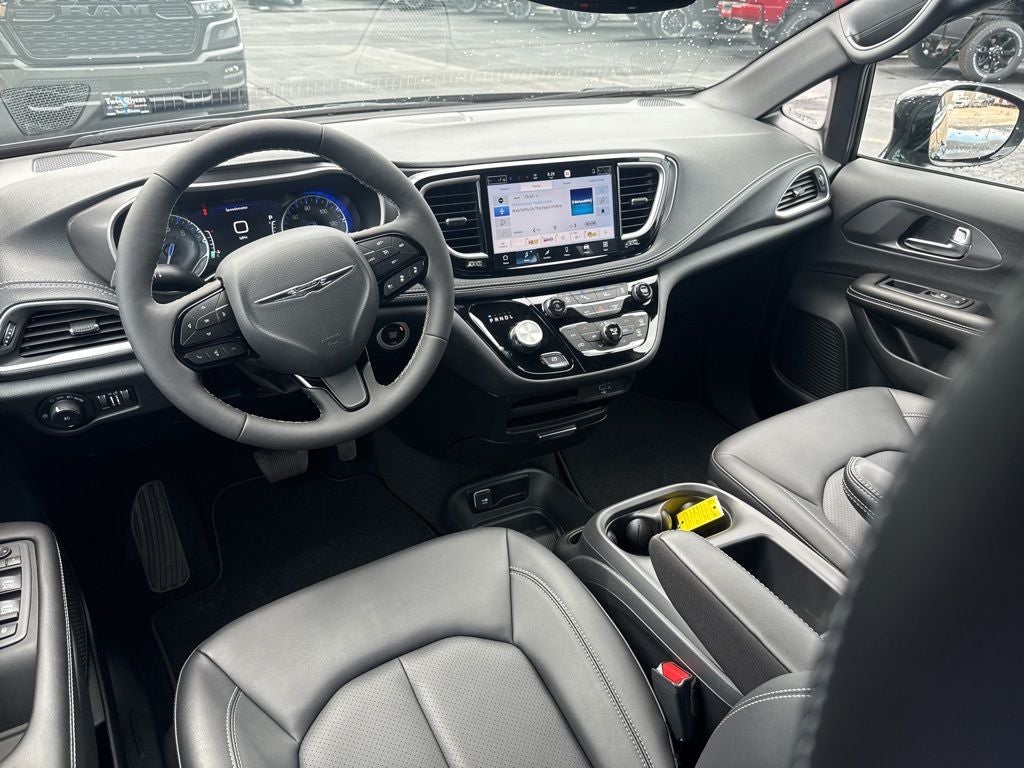 2026 Chrysler Pacifica PACIFICA SELECT