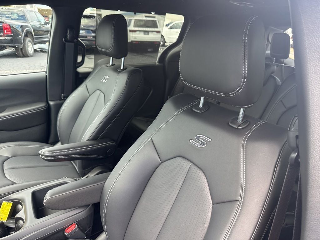 2026 Chrysler Pacifica PACIFICA SELECT