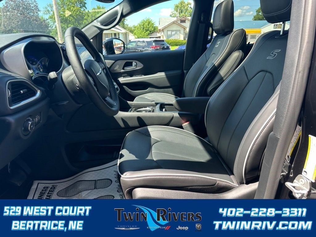 2024 Chrysler Pacifica PACIFICA LIMITED