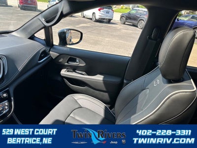 2024 Chrysler Pacifica PACIFICA LIMITED