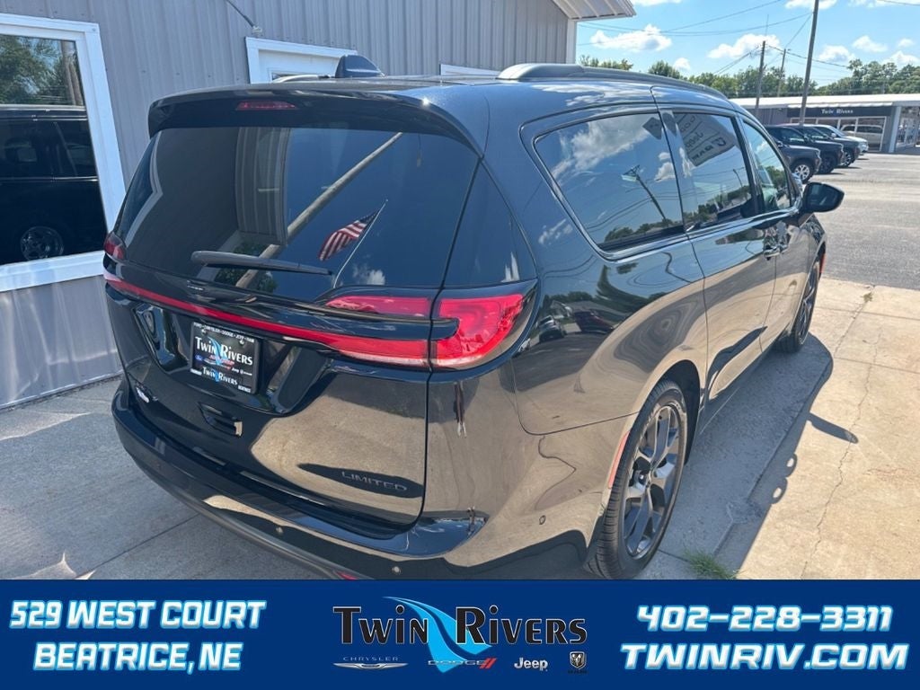 2024 Chrysler Pacifica PACIFICA LIMITED