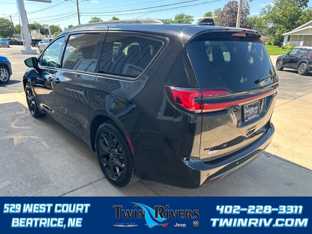 2024 Chrysler Pacifica PACIFICA LIMITED