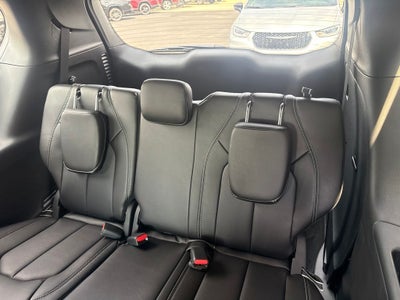 2026 Chrysler Pacifica PACIFICA SELECT AWD