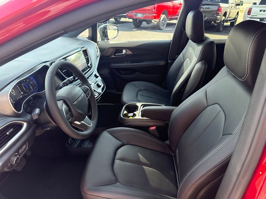 2027 Chrysler Pacifica PACIFICA SELECT AWD