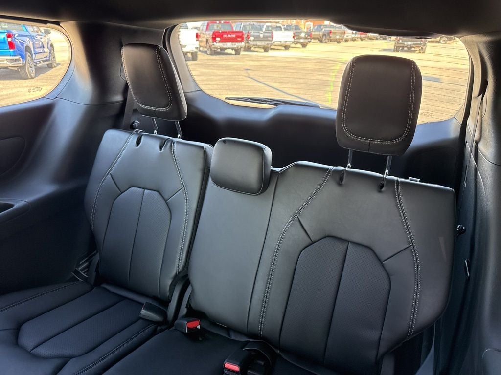 2026 Chrysler Pacifica PACIFICA SELECT AWD