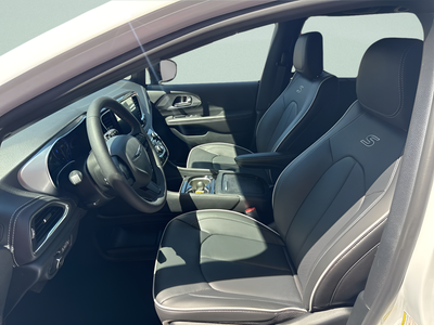 2026 Chrysler Pacifica PACIFICA LIMITED AWD