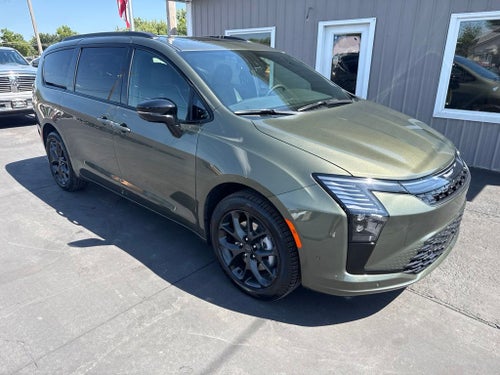 2027 Chrysler Pacifica PACIFICA LIMITED AWD