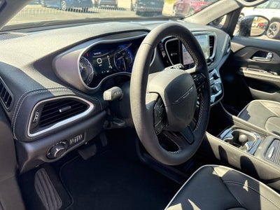 2027 Chrysler Pacifica PACIFICA LIMITED AWD