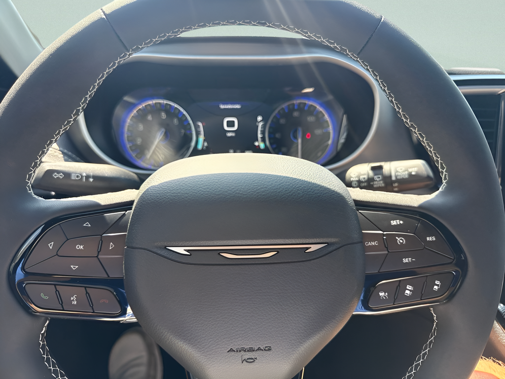 2027 Chrysler Pacifica PACIFICA LIMITED AWD