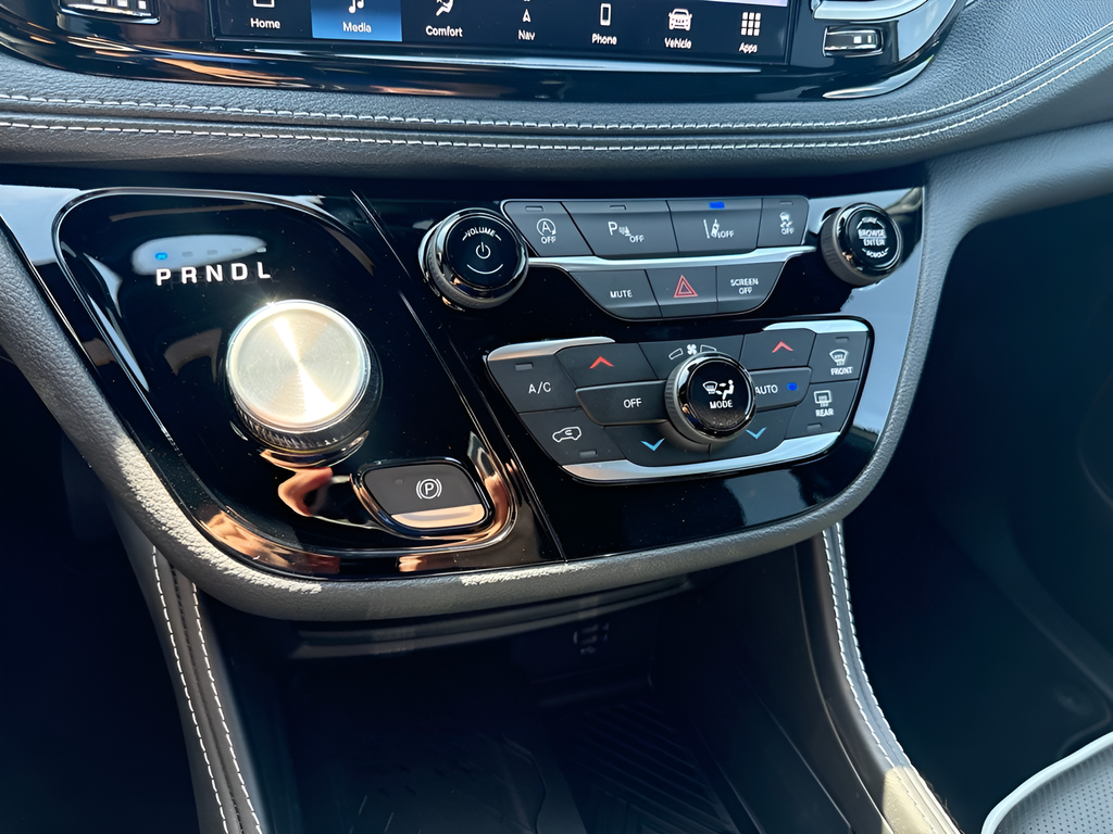 2027 Chrysler Pacifica PACIFICA LIMITED AWD