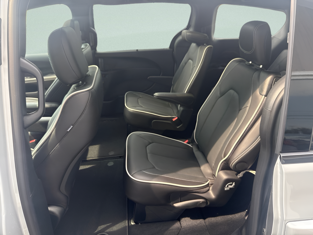 2026 Chrysler Pacifica PACIFICA LIMITED AWD
