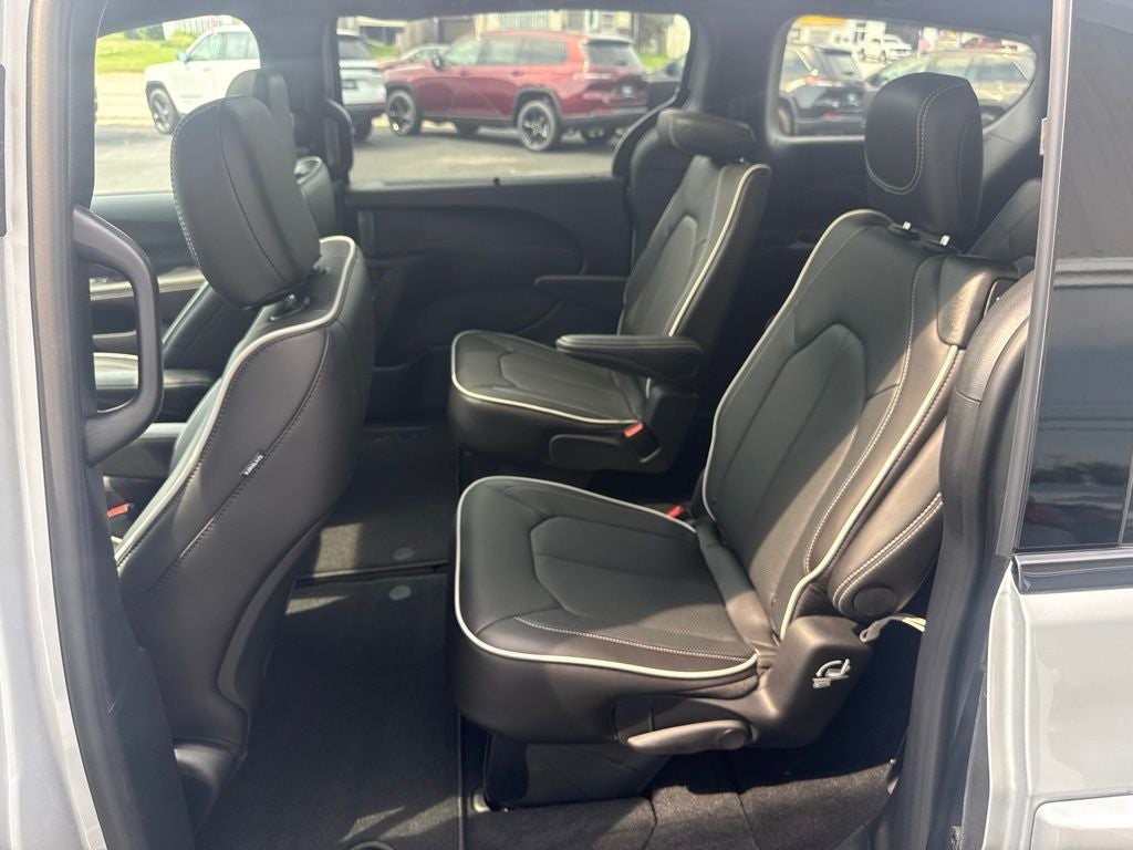 2026 Chrysler Pacifica PACIFICA LIMITED AWD