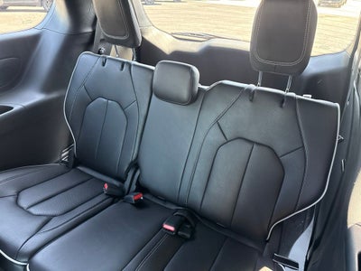 2027 Chrysler Pacifica PACIFICA LIMITED AWD