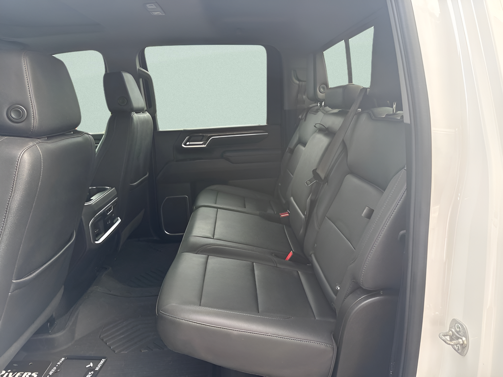 2025 Chevrolet Silverado 2500HD 4WD Crew Cab Standard Bed LTZ