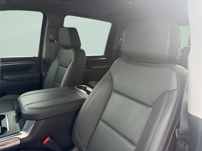 2025 Chevrolet Silverado 2500HD 4WD Crew Cab Standard Bed LTZ
