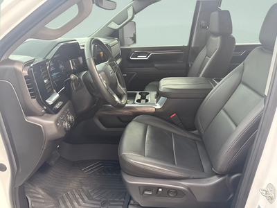 2025 Chevrolet Silverado 2500HD 4WD Crew Cab Standard Bed LTZ